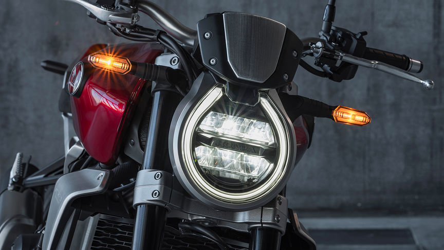 Honda CB1000R světla