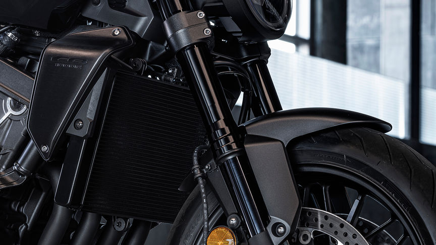 Honda CB1000R Black Edition vidlice