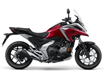 Honda NC750X Candy Chromosphere Red